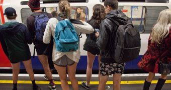 “No Pants Subway Ride Day” Has Thousands of People Ditching Their Trousers