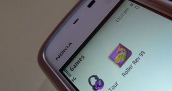 Nokia 5230 Live Pictures Emerge