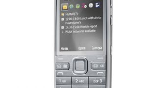 Nokia E52 Gets v51.018 Firmware Update