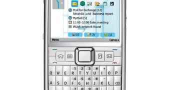 Nokia E71 in white