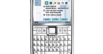 White Nokia E71 now available with Rogers