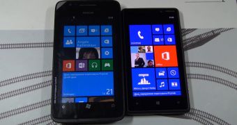 Nokia’s Juggernaut next to Lumia 820