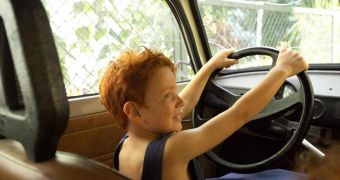 10-year-old boy drove off in his aunt's car