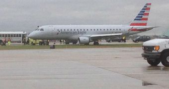 American Eagle flight from New Orleans goes off the runway at O'Hare