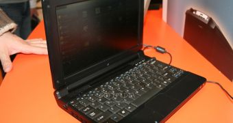 OCZ's Neutrino netbook to enable users to configure their system