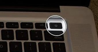 MacBook power key