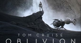 “Oblivion” Poster: Tom Cruise Has Fate of Humanity in His Hands