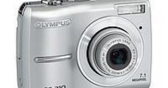 Olympus Introduces the X-775, X-785 Digital Cameras