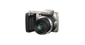 Olympus SP-620UZ 21x Super Zoom camera