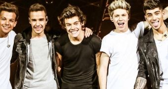 One Direction is forced to hire decoys to escape the attention of fans