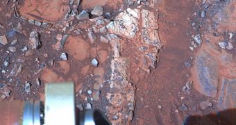 Opportunity Finds Evidence of Clean, Life-Sustaining Water on Mars