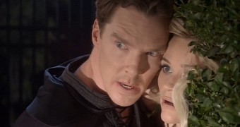 Benedict Cumberbatch and Reese Witherspoon steal a kiss when no one's watching