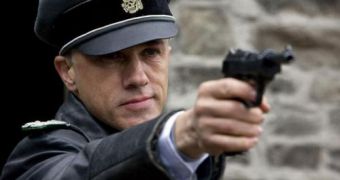 Christoph Waltz gets Oscar for Best Supporting Actor for Col. Hans Landa in “Inglourious Basterds”