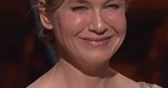 Oscars 2013: Renee Zellweger Looked Drunk, Botoxed to High Heaven – Video