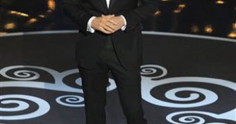 Oscars 2013: Seth MacFarlane Offends with Chris Brown, Rihanna Joke