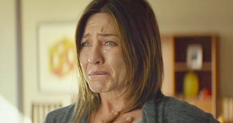 In “Cake,” Jennifer Aniston plays a survivor of a car crash who is in chronic pain and addicted to painkillers