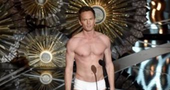 Oscars 2105: Neil Patrick Harris’ “Birdman” in Underwear Parody Falls Flat - Video