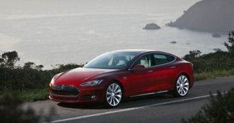 Owners of Tesla's Model S EV Can Travel Across the US for Free