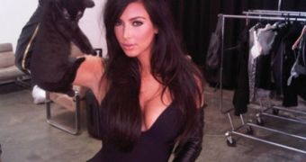 Kim Kardashian draws PETA’s ire after she posts this picture on her Twitter page