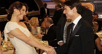 Sandra Bullock meets Tom Cruise at the 2009 Golden Globes