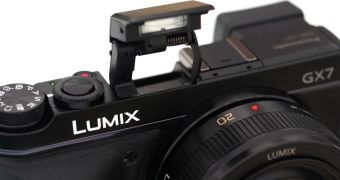 Panasonic Lumix DMC-GX7 Camera