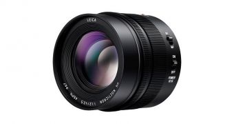 Panasonic Leica DG Nocticron 42.5mm f/1.2 ASPH Lens