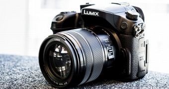 Panasonic DMC-GH4 Interchangeable Lens Camera