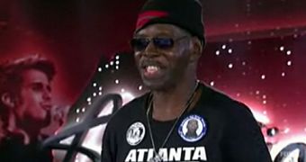 General Larry Platt, 62, performs “Pants on the Ground” for American Idol auditions in Atlanta