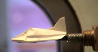 Image of the paper airplane during wind tunnel tests