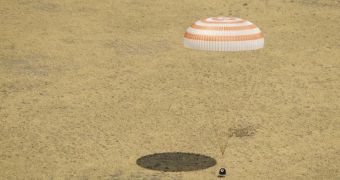 Part of Expedition 31 Crew Returns to Earth