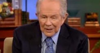 Pat Robertson does not approve of violent video games