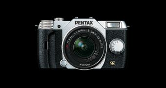 Pentax Q7 Camera
