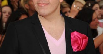 Perez Hilton Encourages Others to Lose Weight Too
