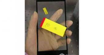 Purported 6.44-inch full HD Sony display for smartphones