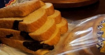 Photo of Snake Baked in Loaf of Mrs. Baird's Bread Goes Viral