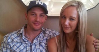 Tom Hardy surprises cancer patient Kayleigh Duff with dinner, diamond necklace