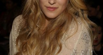 Actress and model Riley Keough, Elvis Presley’s granddaughter, is dating “Twilight” star Robert Pattinson