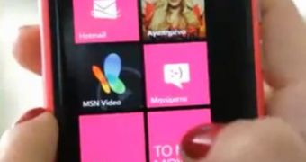 Pink Lumia 800