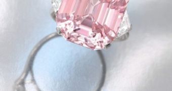 Pink Panther Diamond Ring to Sell for £24 Million