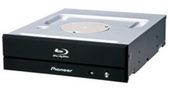 Pioneer's new BDR-PR1M Blu-ray writers that offer high quality recordings, error correction and support for Mitsubishi's 50 year Blu-ray discs