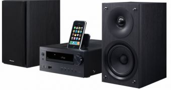 Pioneer Intros the iPhone Friendly X-HM50 Hi-Fi Micro System