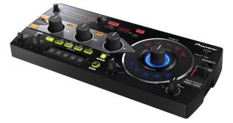 Pioneer Launches RMX-1000 Remix Station for Aspiring DJs