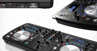 Pioneer XDJ-AERO DJ Controller