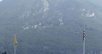 Family is killed in a plane crash in the French Alpine region