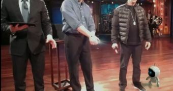 Jimmy Fallon and Ice T tried out the PS4