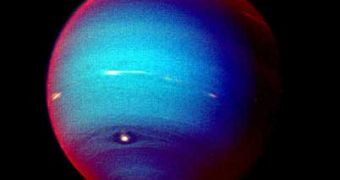 Neptune in false colors
