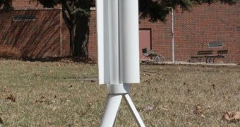 Portable wind turbine is small enough to fit in a bag, can easily be carried around