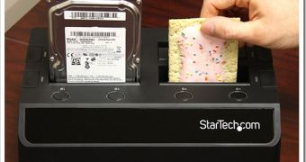 StarTech SATA Toaster