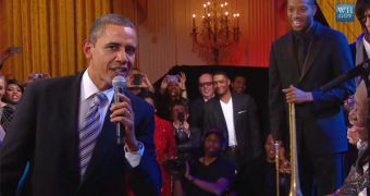 President Barack Obama Sings Again – Video