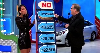 Model on “Price Is Right” gives away car by accident